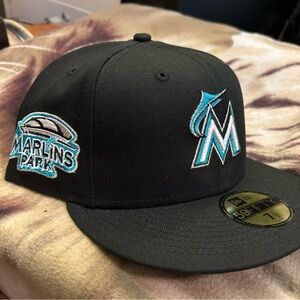 Miami Marlins New Era 59Fifty 7 1/2 Hat Club Exclusive in Florida Marlins Colors